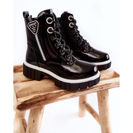 S.Barski Lakované černé teplé kozačky se zipem Marcella černý 1