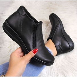 Pohodlné kožené boty Helios W 642 černá 1