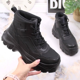 Černé dámské boty na platformě Big Star KK274371 černá 1 Černé dámské boty na platformě Big Star KK274371 černá 1