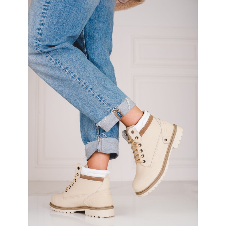 Dámské kožené turistické boty DK béžový 1