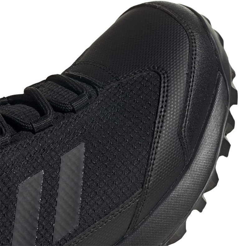 Zimní boty Adidas Terrex Frozetrack Mid Cw Cp M AC7841 černý 1