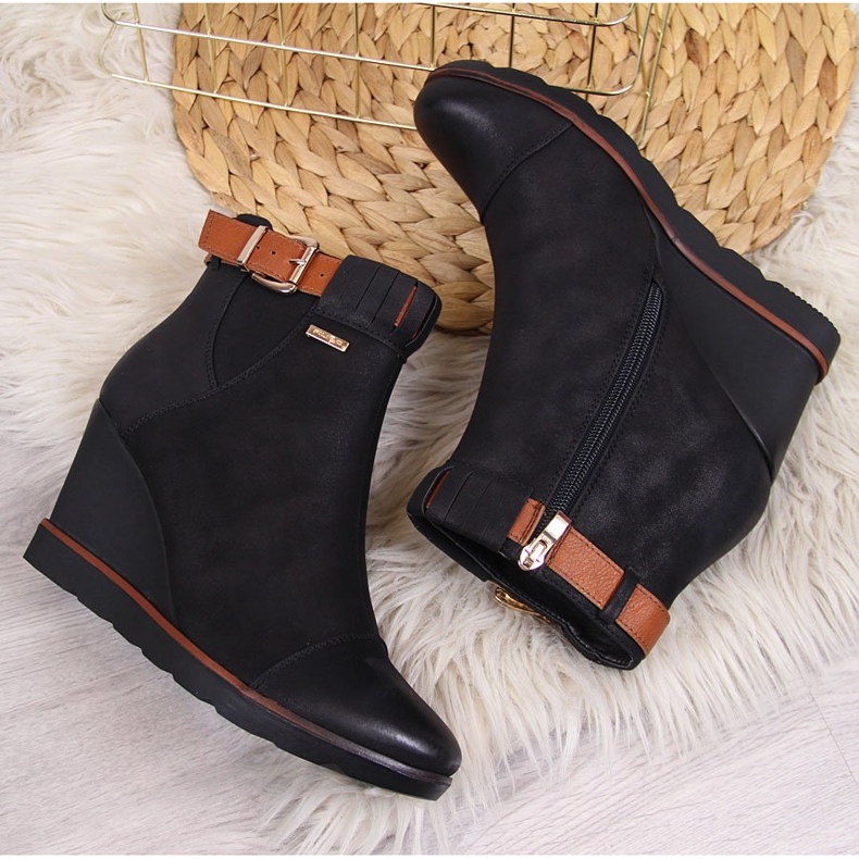 Černé Černé tenisky na klínku Filippo černá 2