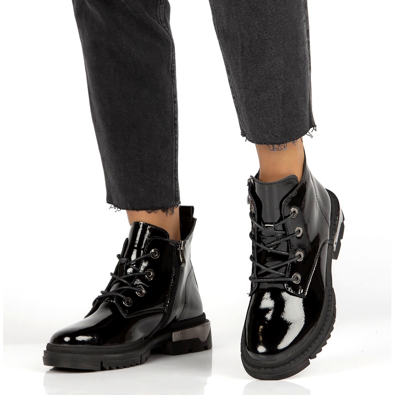 Teplé lakované boty Filippo DBT4173 BK černá 1