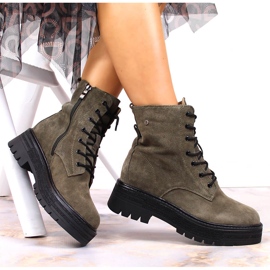 Dámské kožené semišové zateplené khaki kozačky Filippo zelená 1