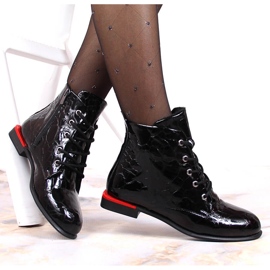 Kožené kozačky, lakované, zateplené černé Artiker černá 1