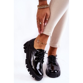 Vinceza Módní lakované boty se zavazováním Black Gwendy černá 1