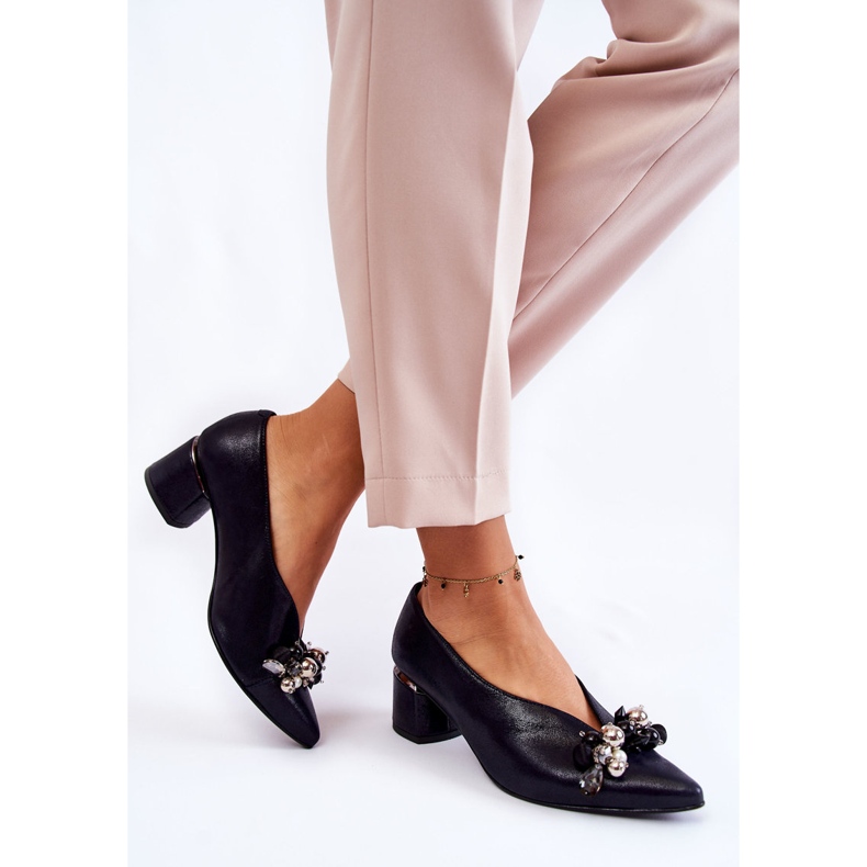 Kožené lodičky s dekorací Laura Messi 2487 Navy Blue modrý 1 Kožené lodičky s dekorací Laura Messi 2487 Navy Blue modrý 1