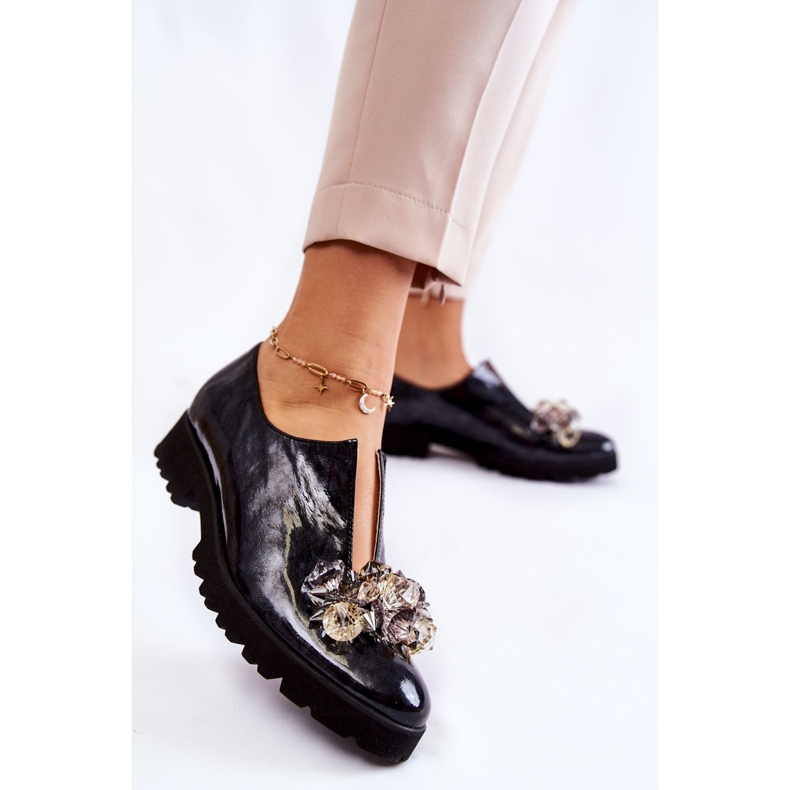 PA2 Elegantní lakované boty s Black and Grey Cindy zdobením černá 1