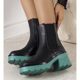 BM Černé kozačky na modré platformě Torrela černá 1