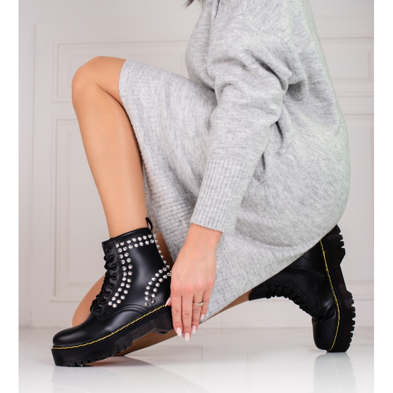 Černé dámské kozačky na platformě Shelovet černá 1