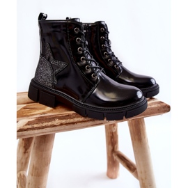 PE1 Dětské lakované kozačky na zip Černé Yukko černá 1 PE1 Dětské lakované kozačky na zip Černé Yukko černá 1