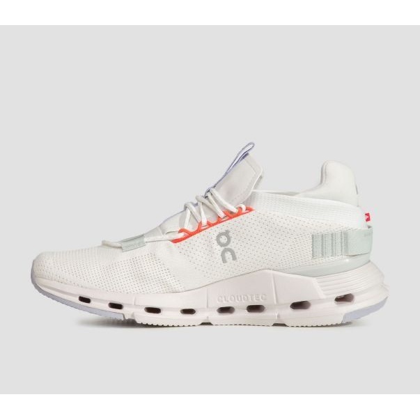 On Running Na běžící Cloudnova W 2698982 bílý 1