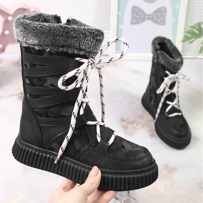 Černé dívčí boty Potocki s kožíškem černá 1