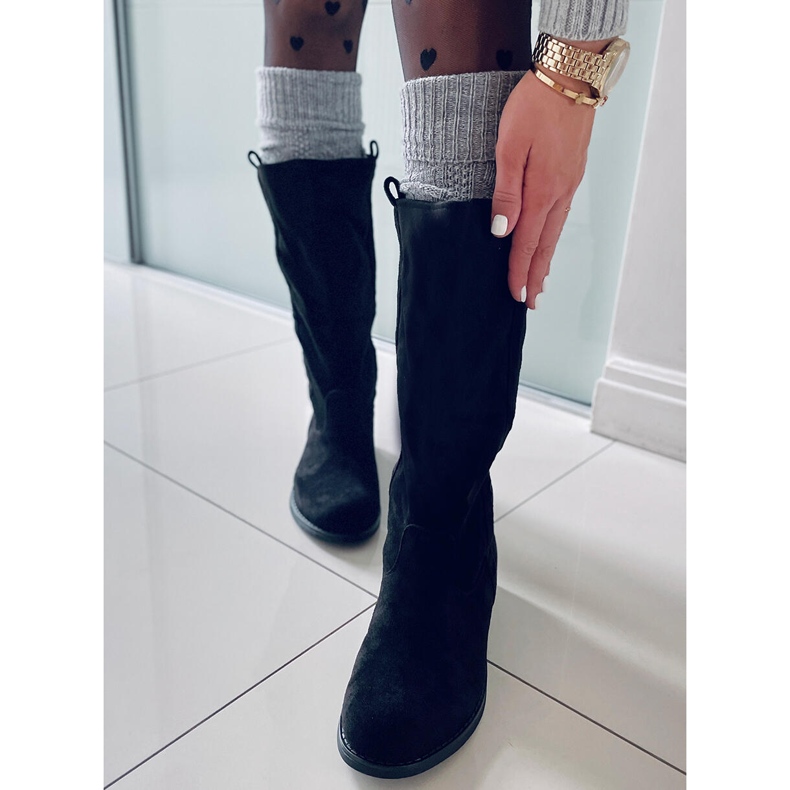 BM Kozačky s rovným svrškem Unnu Black černá 2