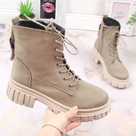 Dámské semišové dělnice na béžové polstrované platformě od T.Sokolski béžový 1