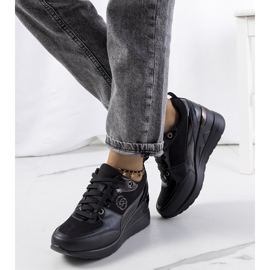 PA1 Černé tenisky značky Didiana černá 1