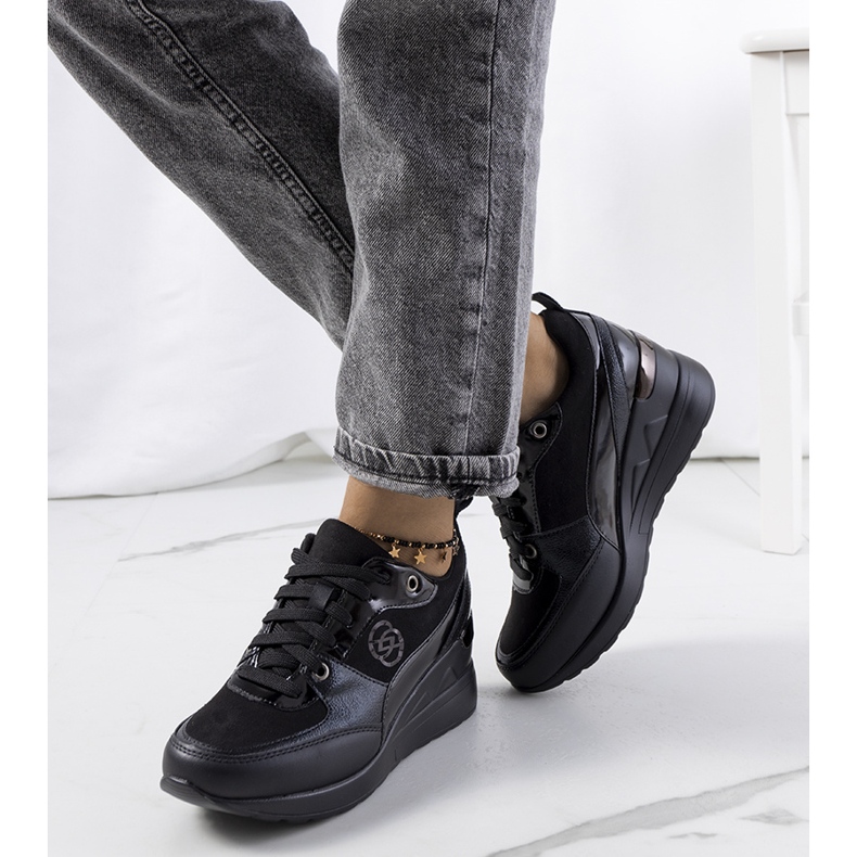 PA1 Černé tenisky značky Didiana černá 1