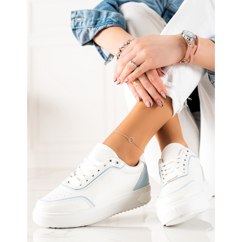 TRENDI Tenisky S Modrou Vložkou bílý 2