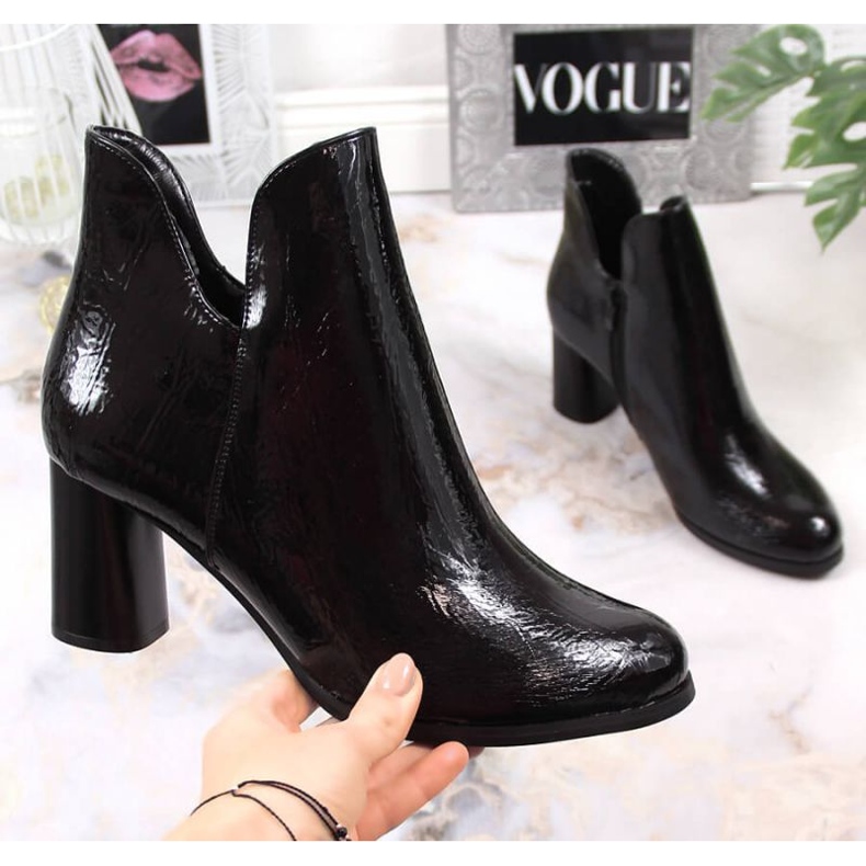 Holínky lakované na sloupku zateplené Jezzi W JEZ385A černá 1