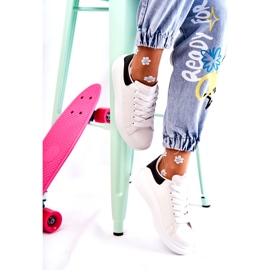 Dámská sportovní obuv na platformě, bílá a černá bílý 2 Dámská sportovní obuv na platformě, bílá a černá bílý 2