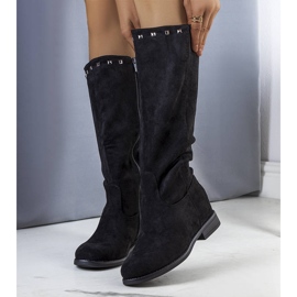 BM Černé boty na klínku Licurla černý 1