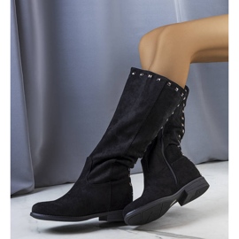 BM Černé boty na klínku Licurla černý 2