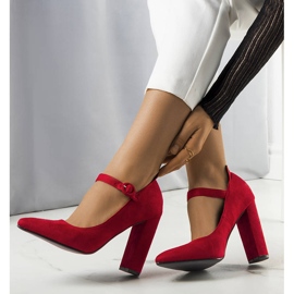 BM Červené lodičky s páskem Kaiser červený 1