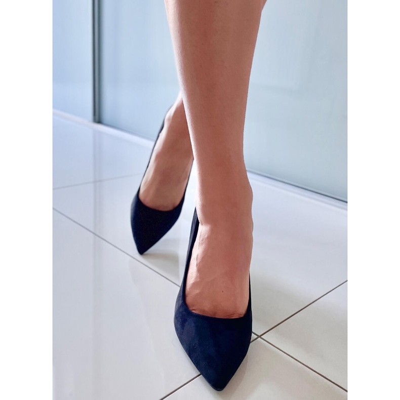 BM Lodičky na sloupku Scully Black černá 2