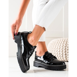 Černé boty VINCEZA černá 2