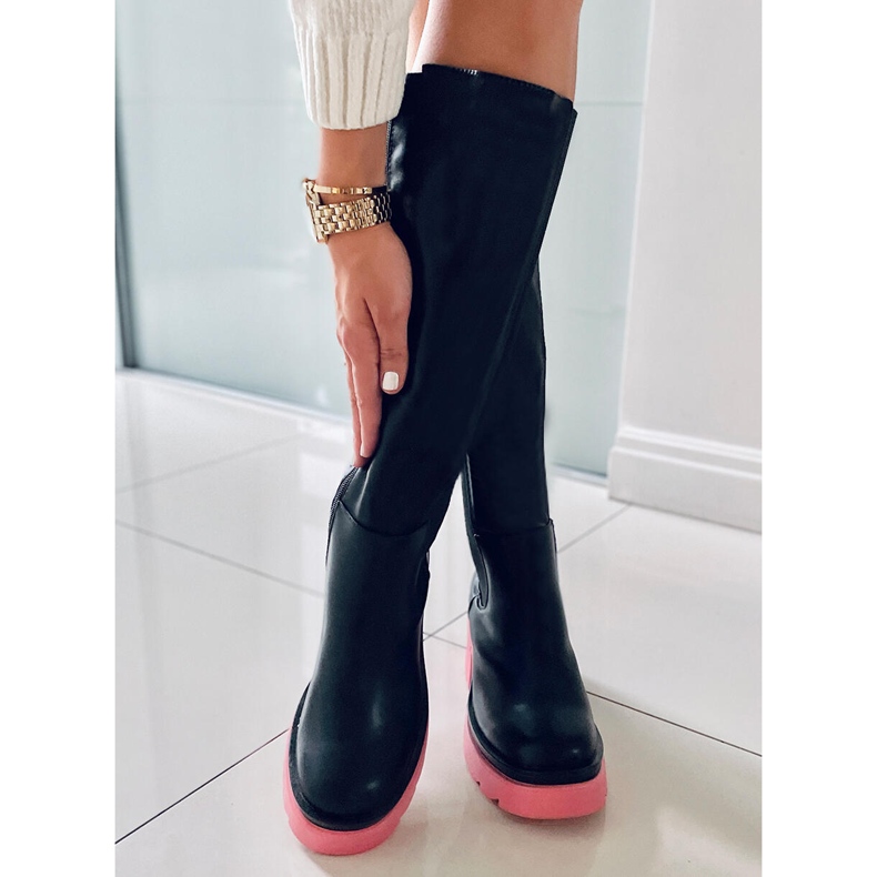 PA1 Kozačky s barevnou podrážkou od Woods BLACK/PEACHPUFF černá 1