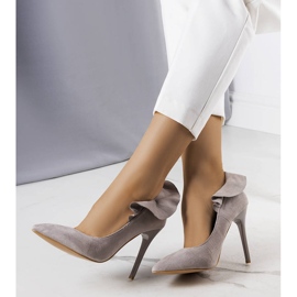 BM Šedé volánové podpatky od Jasmis šedá 2