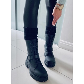 BM Ploché šněrovací boty Kieran Black černý 2