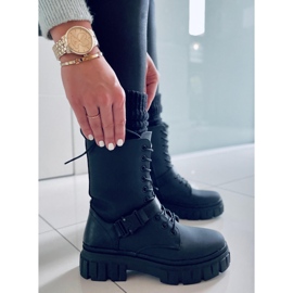 BM Ploché šněrovací boty Kieran Black černý 1