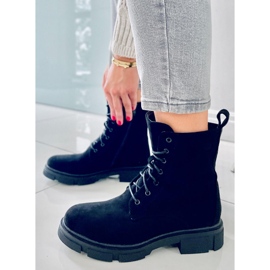 BM Turner Black šněrovačky černý 1