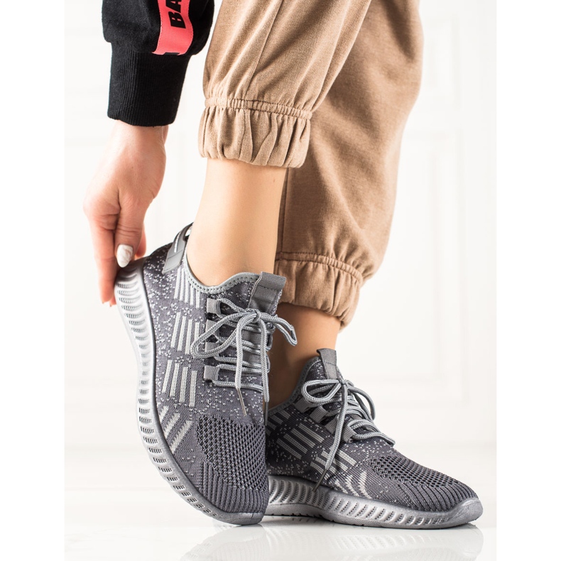 TRENDI Vázané lehké tenisky šedá 2