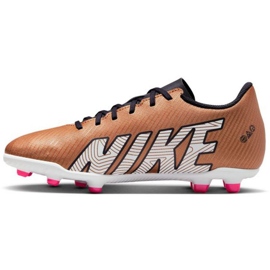 Kopačky Nike Mercurial Vapor 15 Club Qatar FG/MG Jr DR6048 810 hnědý zlatý 1 Kopačky Nike Mercurial Vapor 15 Club Qatar FG/MG Jr DR6048 810 hnědý zlatý 1