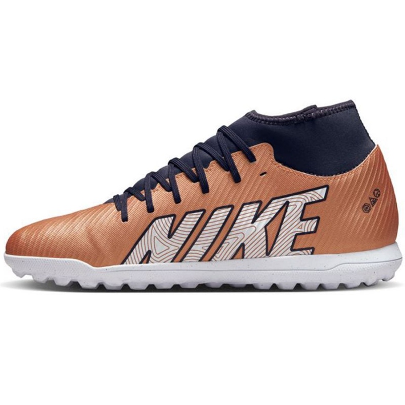 Kopačky Nike Mercurial Superfly 9 Club Qatar Tf M DR5950 810 hnědý béžové a hnědé 1