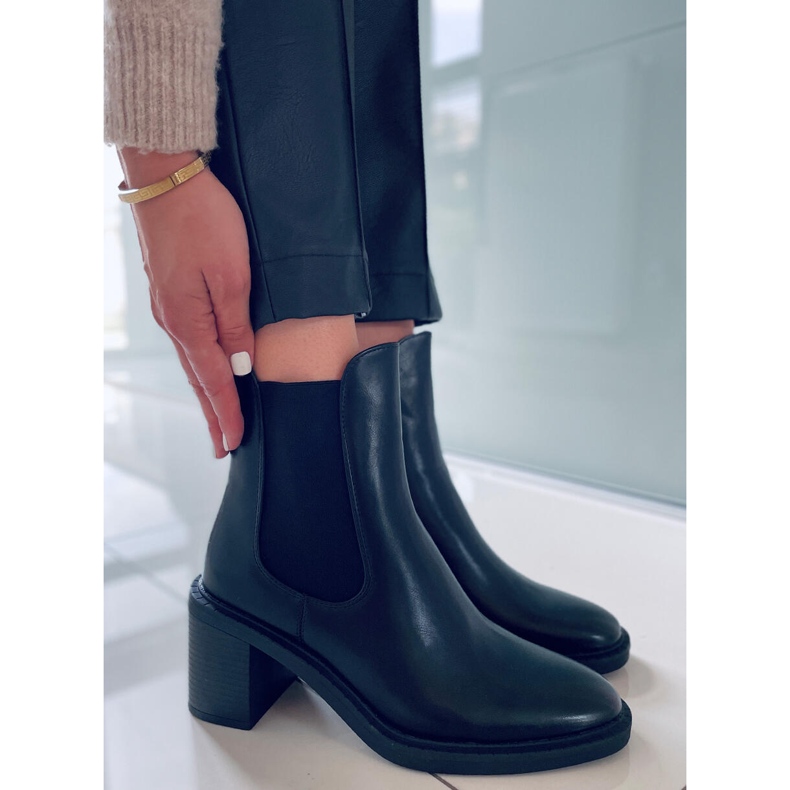 BM Klasické boty na vysokém podpatku Clea Black černá 1