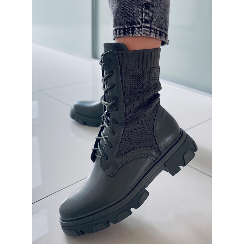 BM Pracovníci s pružným svrškem Calling Green zelená 2