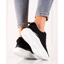 TRENDI Pohodlná sportovní obuv černá 1