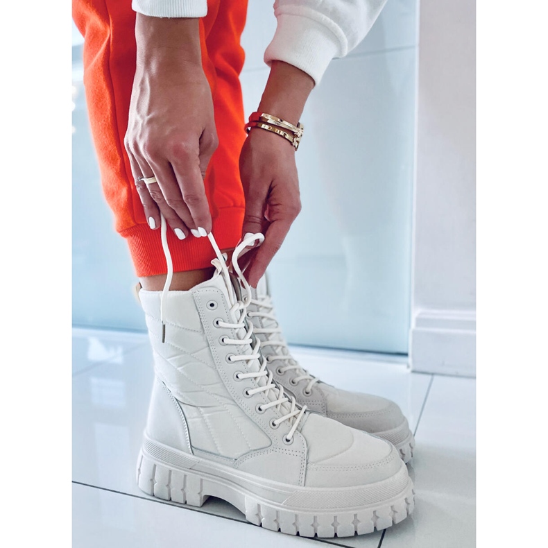 PA1 Ploché šněrovací kozačky Barkin Beis béžový 2