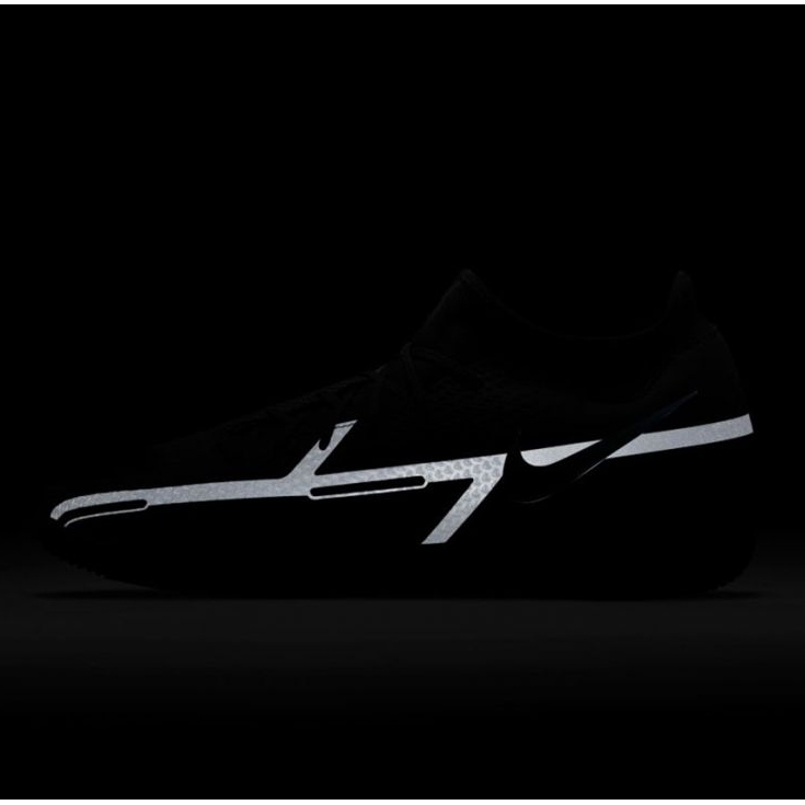 Sálová obuv Nike Phantom GT2 Academy Df Ic M DC0800-004 černý 2