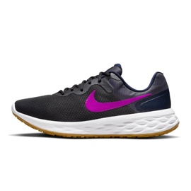 Běžecké boty Nike Revolution 6 Next Nature M DC3728-011 černý 1