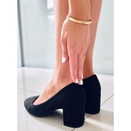 Lodičky na nízkém podpatku od Louise Black černá 1