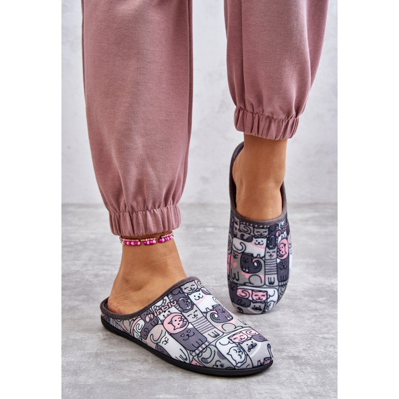 BEFADO S.A. Pantofle Befado Kotki 155D208 Šedé šedá 1