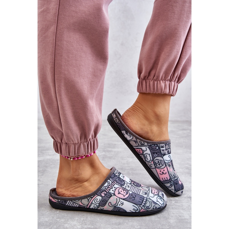 BEFADO S.A. Pantofle Befado Kotki 155D208 Šedé šedá 2