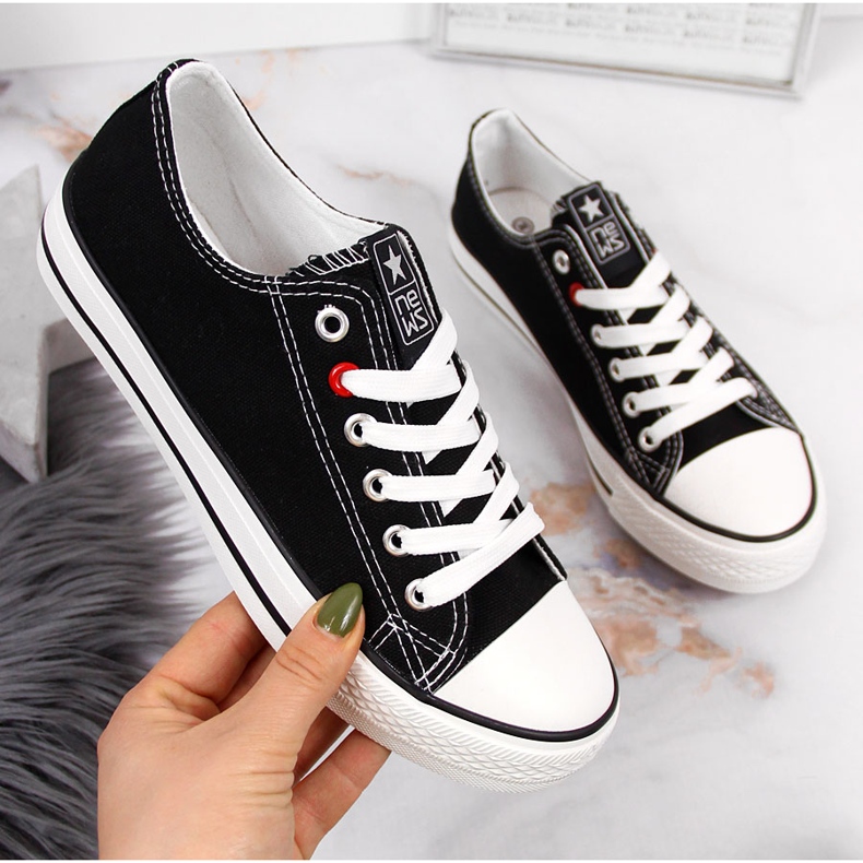 News Černé textilní nízké tenisky NOVINKA černá 2