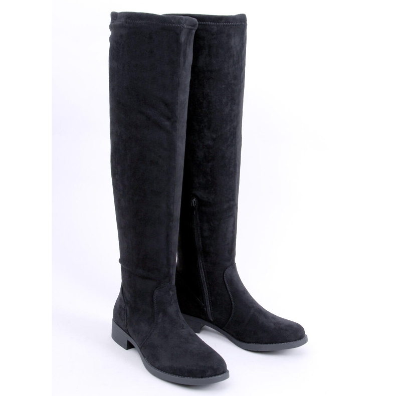 BM York černá plochá stehna 2