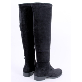 BM York černá plochá stehna 1