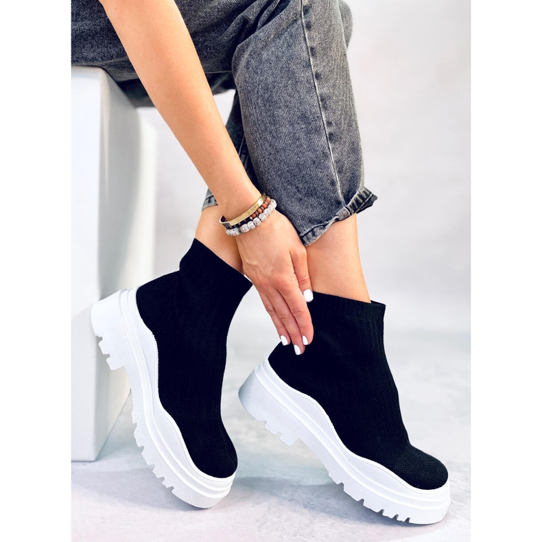 BM Kozačky s pružným svrškem Withers BLACK/WHITE černý 2